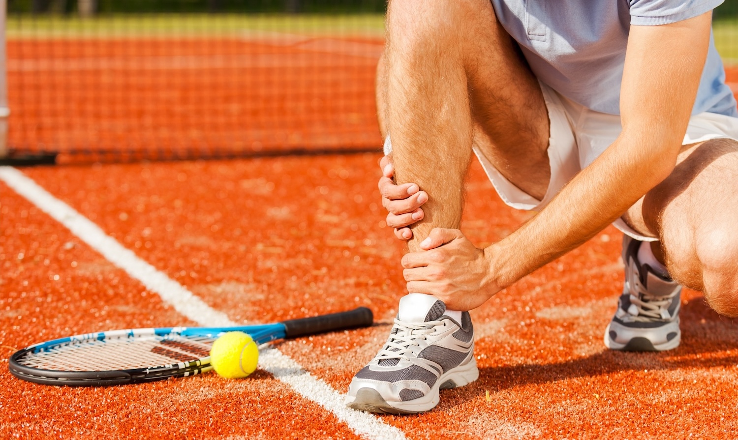テニス中の足首のケガ